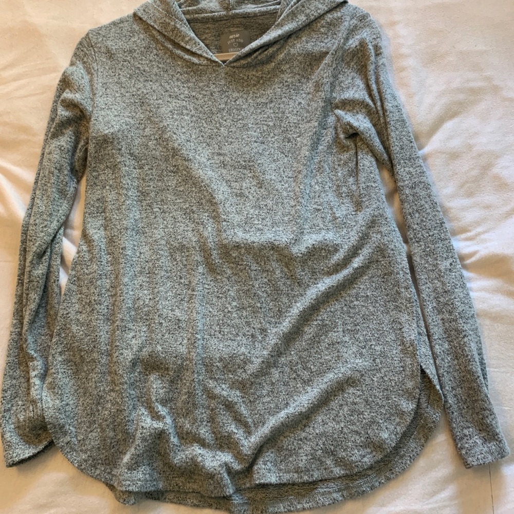 Aerie long sleeve shirt